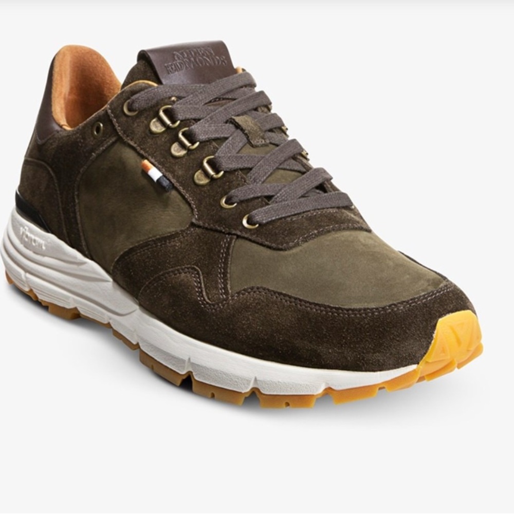 Allen Edmonds Canyon weatherproof runner